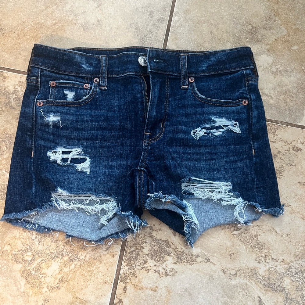 American Eagle jean shorts women’s size 4